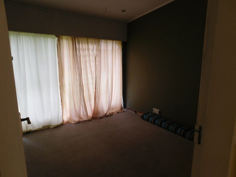 Renovator's Dream - Perfct Location - Photo 9