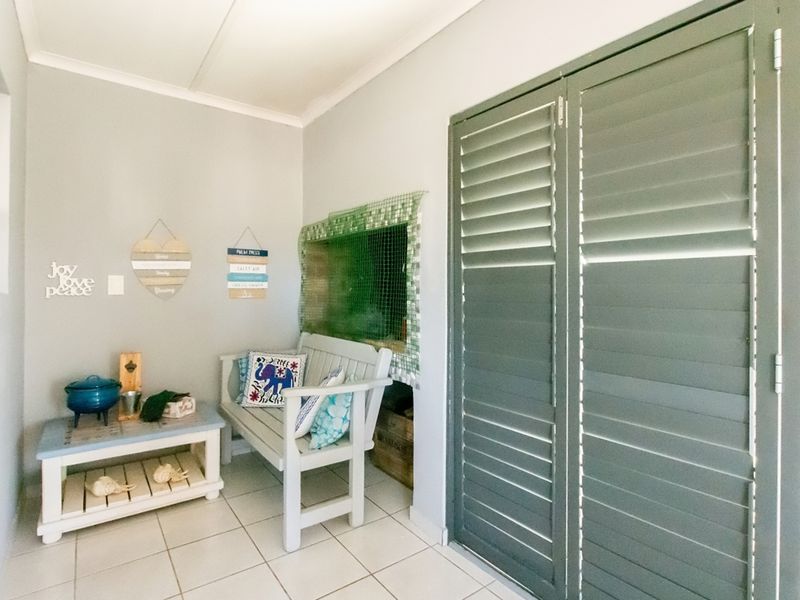 Charming 3-Bed Family Home in Britannia Bay — Secure and Spacious - Photo 10