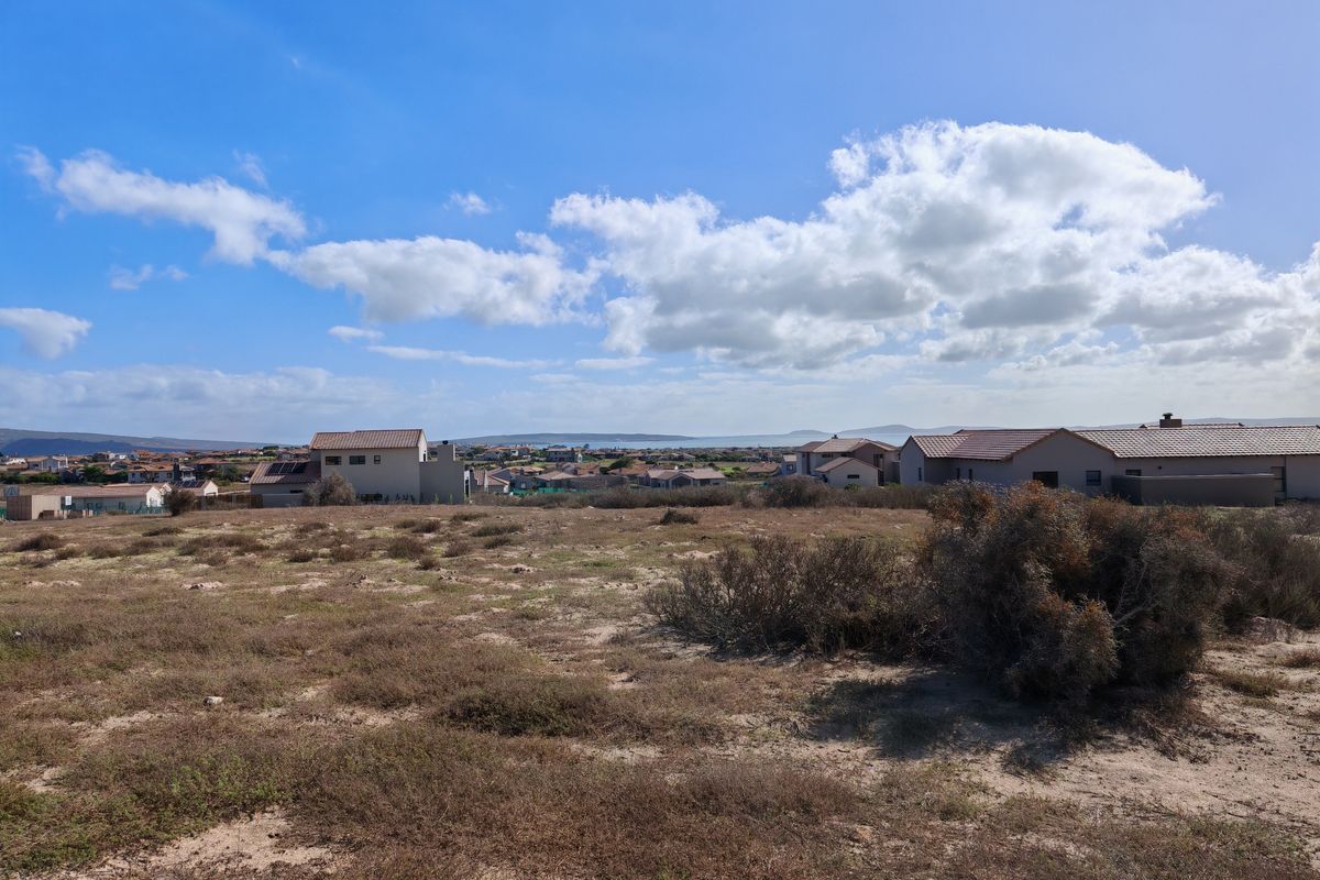 Elevated Greenbelt Living with Thoughtful Double-Storey Design - Photo 3