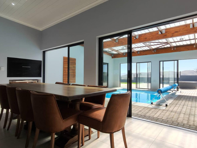 Refined Luxury Living in Outeniquasbosch Wildlife Village - Photo 8