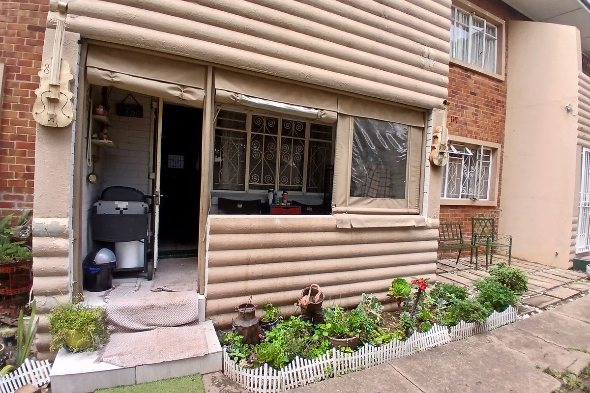 3 bedroom, ground floor apartment in the heart of Lambton - Photo 4