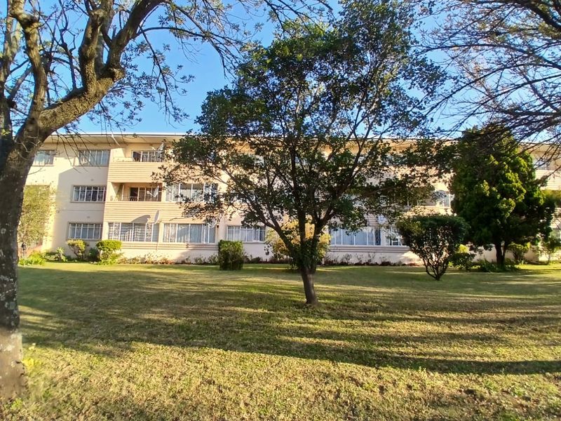 3 bedroom, ground floor apartment in the heart of Lambton - Photo 2