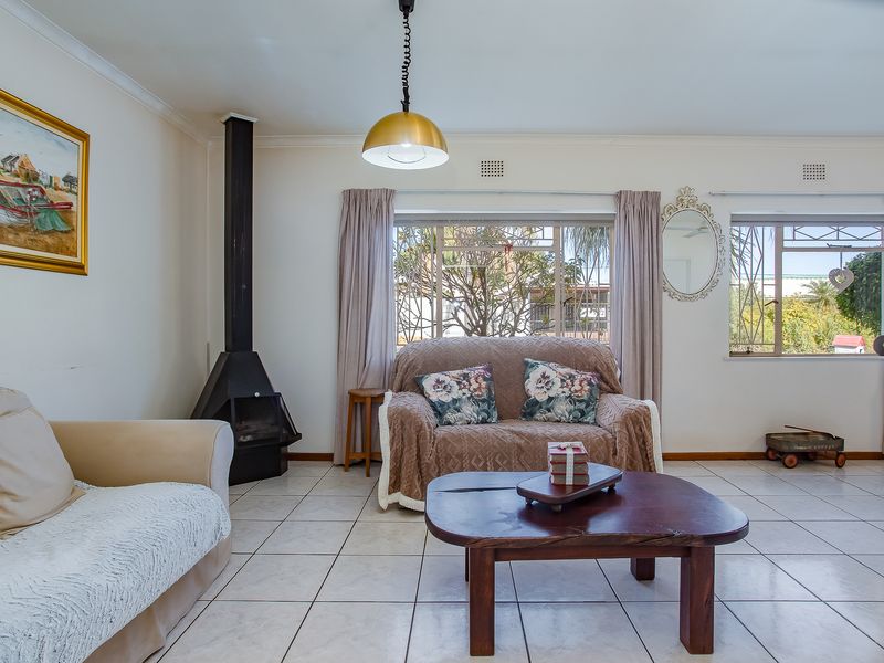 Charming Family Home with Flatlet Potential in Ranzadale - Photo 3