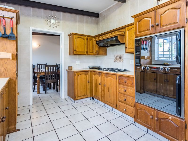 1486 sq.m  Stand, Granny Flat, Pool, Plentiful Parking - Photo 7