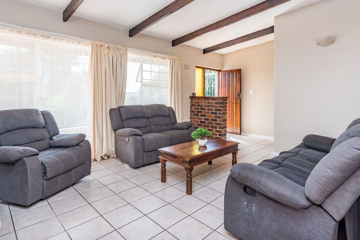 1486m2  Stand, Granny Flat, Pool, Plentiful Parking - Photo 4