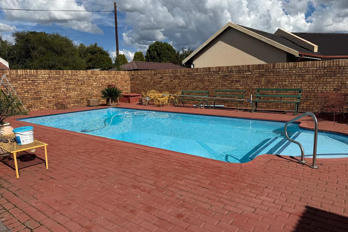 Family Home with Pool, 2 Living Areas & Entertainer’s Braai Area! - Photo 5