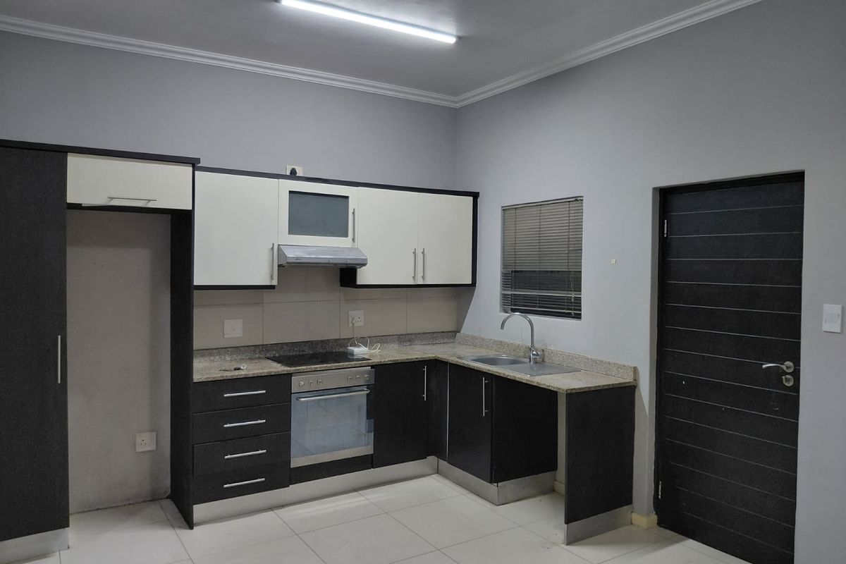 Modern 1 bedroom apartment in Umhlanga Ridge - Photo 2