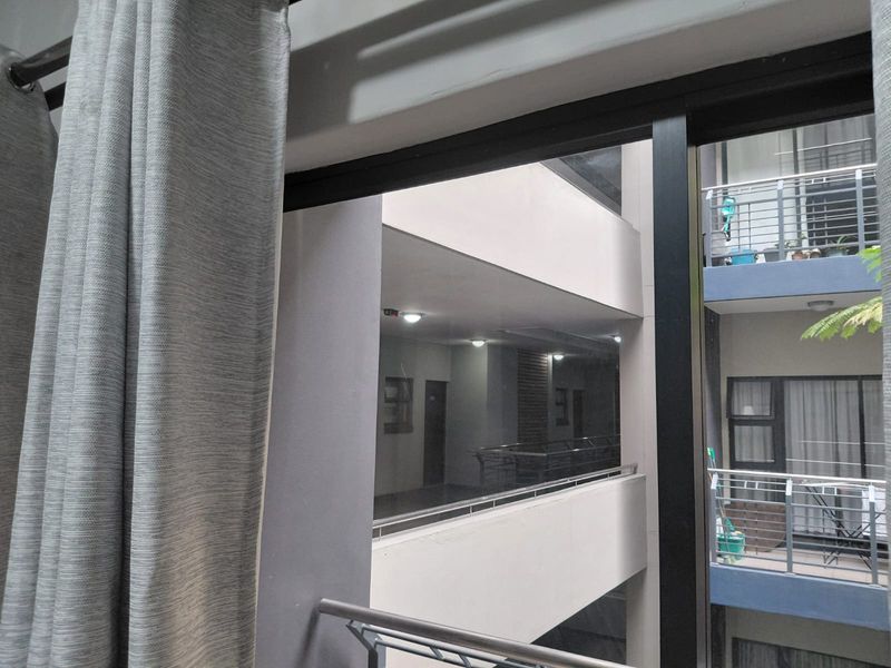 Modern 1 bedroom apartment in Umhlanga Ridge - Photo 10