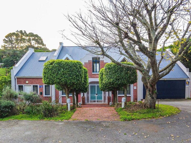 An Architecturally Significant Home in a Spectacular Natural Setting - Photo 1