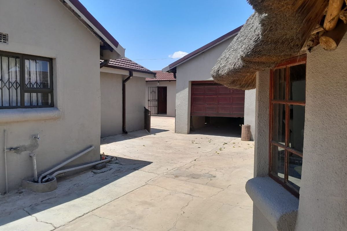 HOME IS WAITING!!! - Photo 4