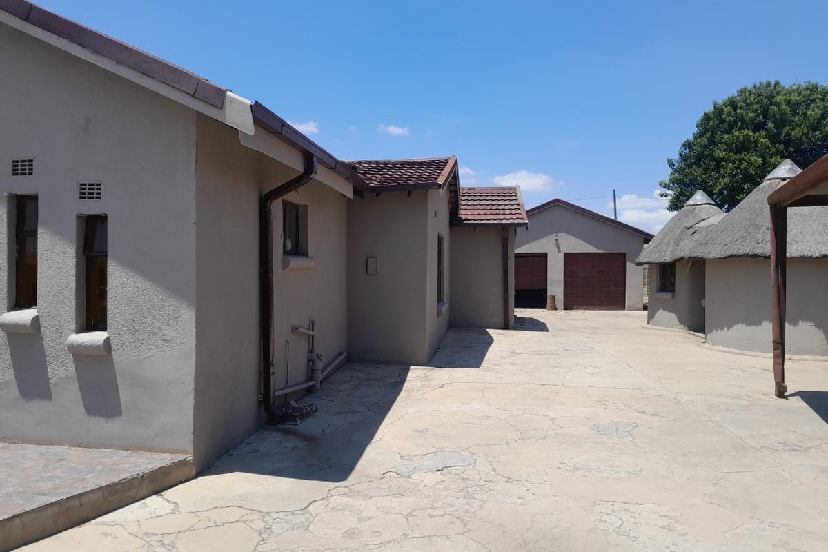 HOME IS WAITING!!! - Photo 2