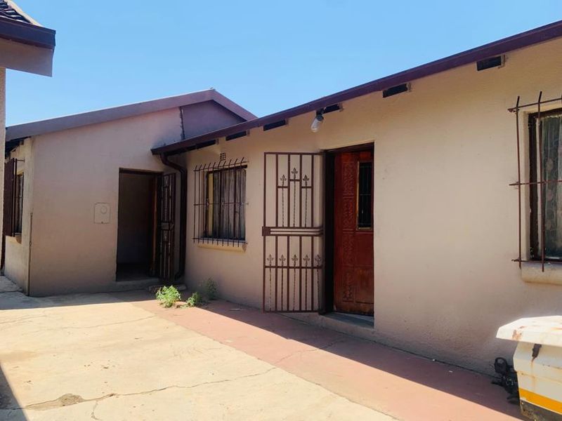 HOME IS WAITING!!! - Photo 10