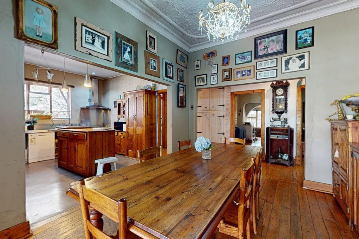 Modern Dual-Living property with Income-Generating Flatlet in Primrose! - Photo 5