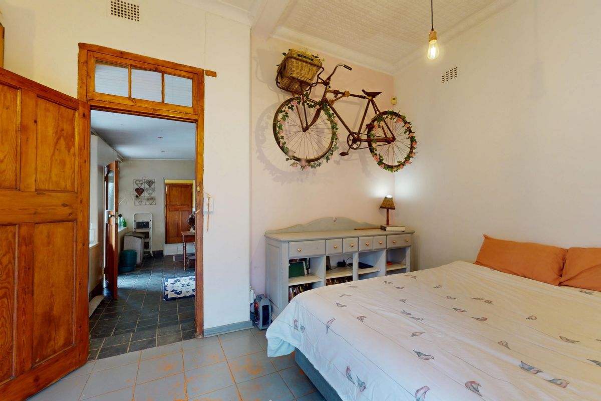 Modern Dual-Living property with Income-Generating Flatlet in Primrose! - Photo 3