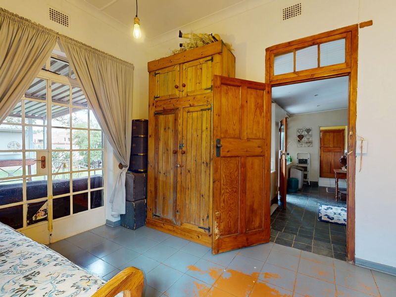 Modern Dual-Living property with Income-Generating Flatlet in Primrose! - Photo 8