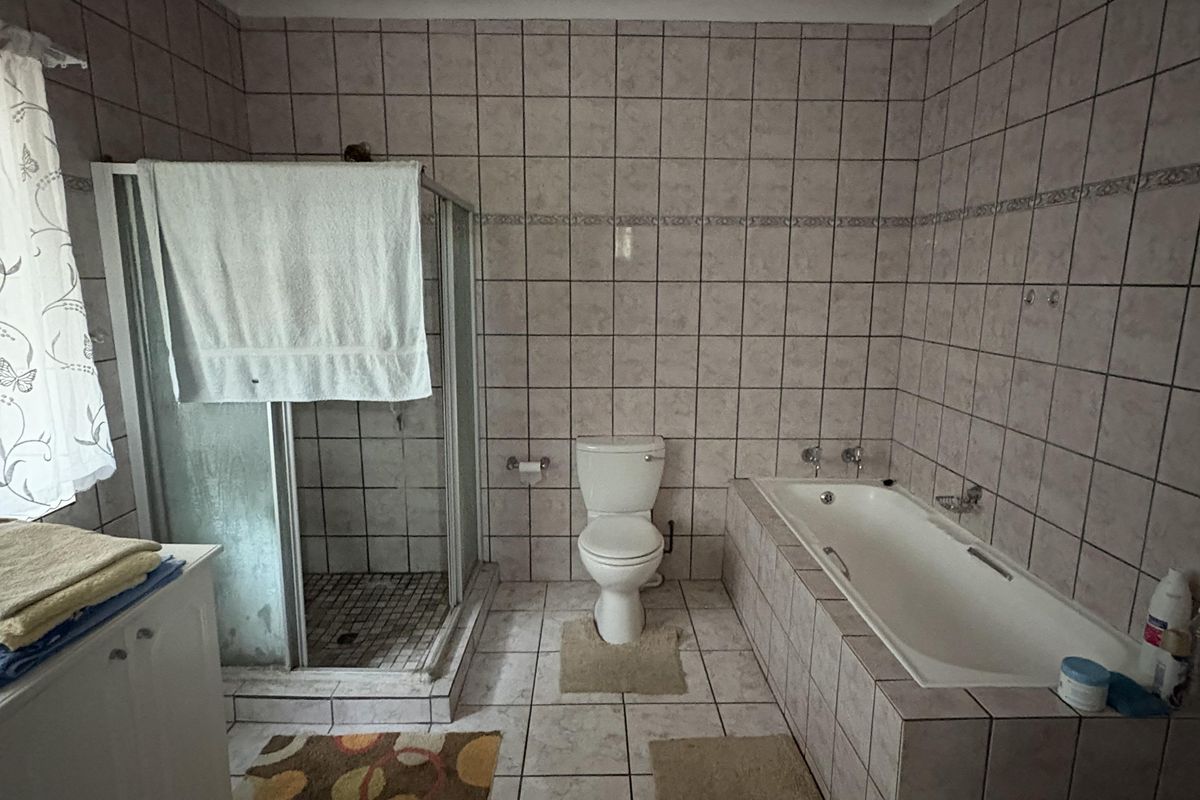 Spacious Family home for sale - Photo 3