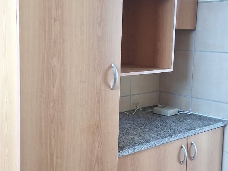 Affordable 1.5 Bedroom Apartment with Scenic Views in Carrington Heights - Photo 5