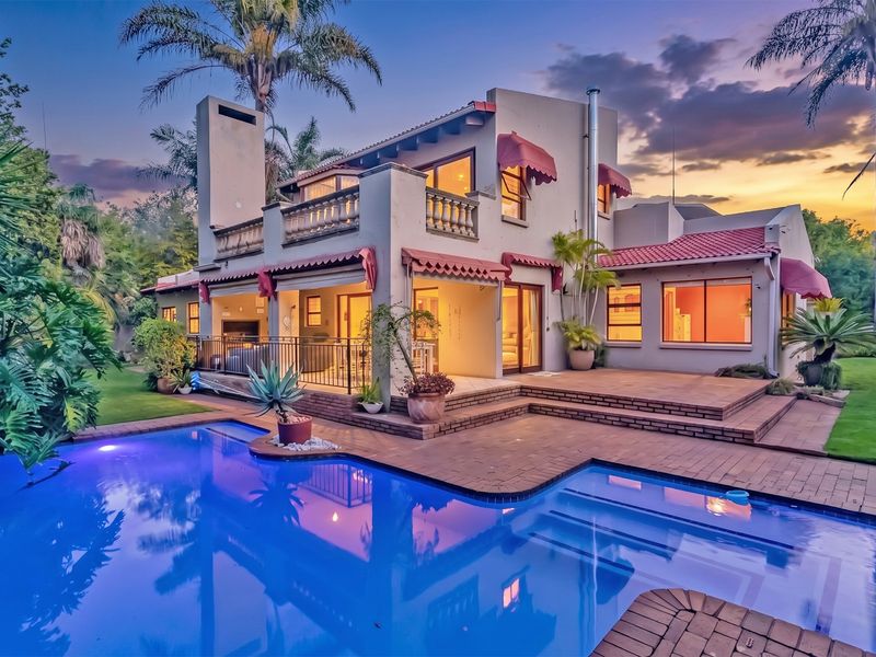 Solid Family Home with Prime Location & Future Potential in Lonehill - Photo 2