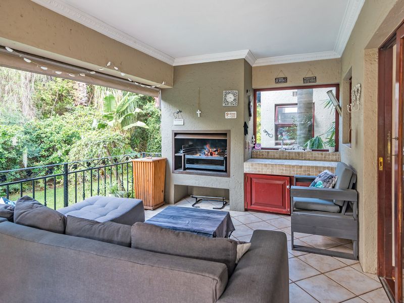 Solid Family Home with Prime Location & Future Potential in Lonehill - Photo 7