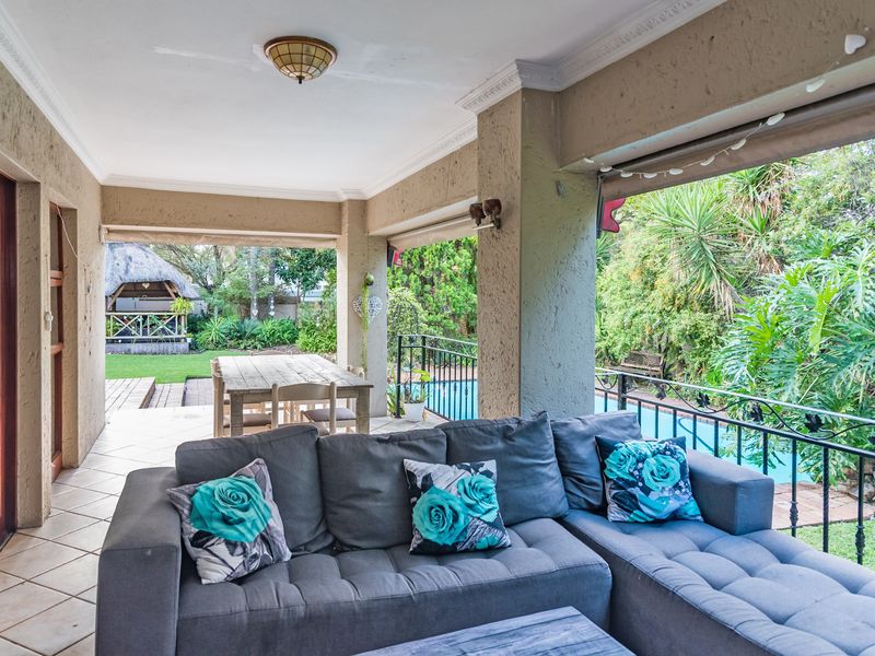 Solid Family Home with Prime Location & Future Potential in Lonehill - Photo 8