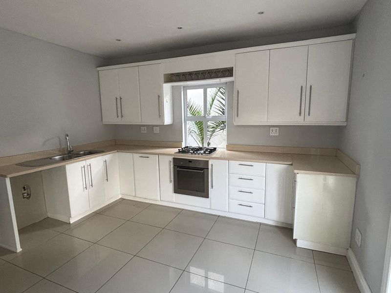 3 Bedroom Home For Sale in Garlington Estate in Hilton for R5 450 000. - Photo 10