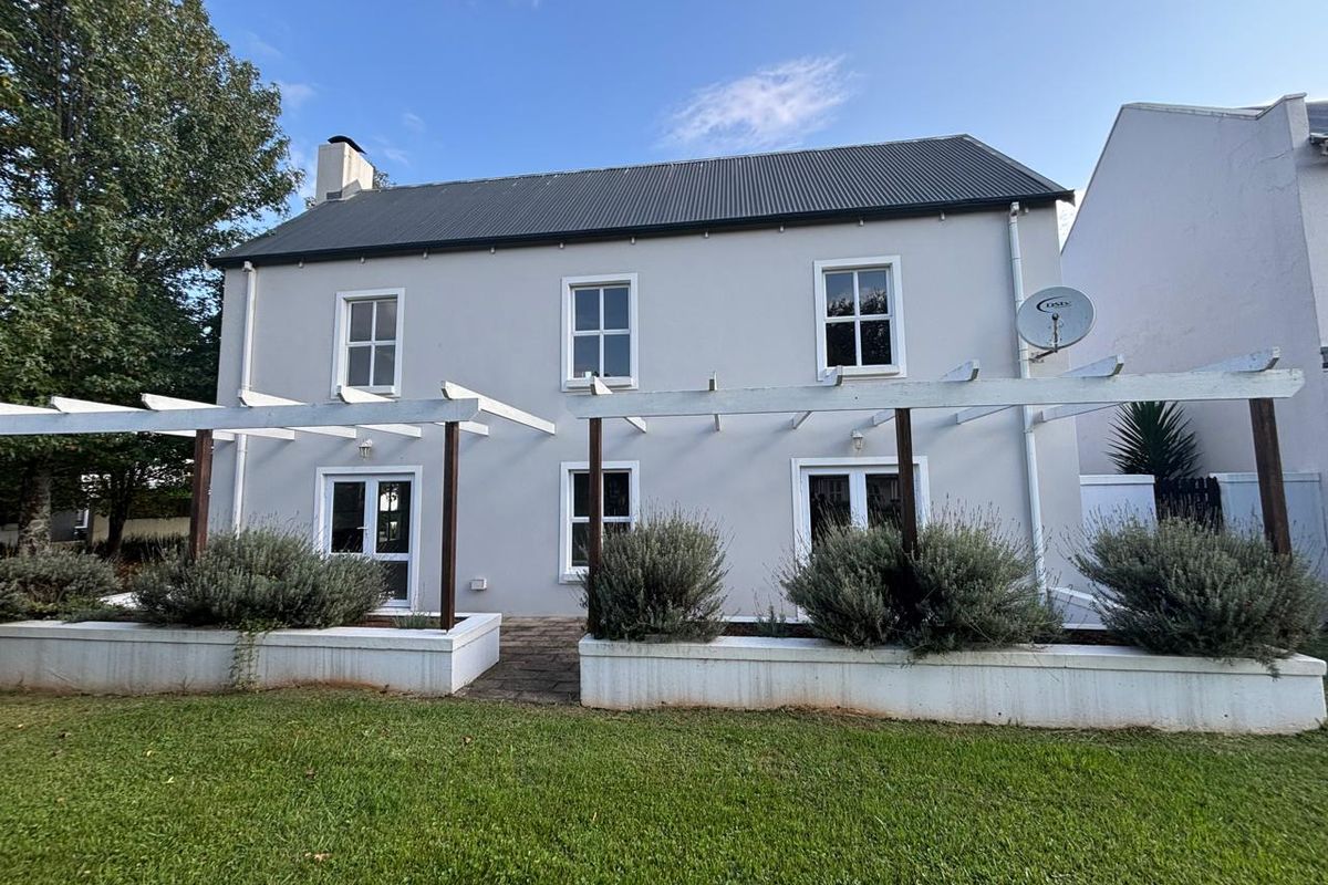 3 Bedroom Home For Sale in Garlington Estate in Hilton for R5 450 000. - Photo 4