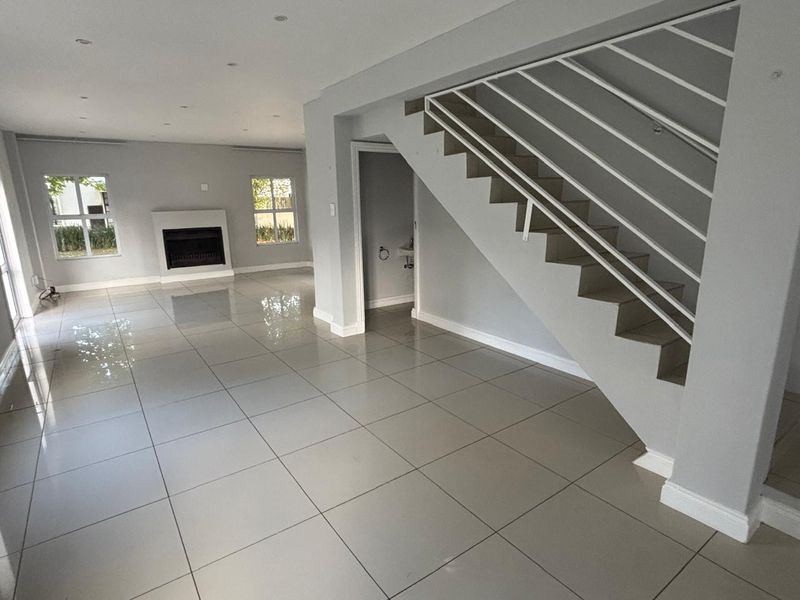 3 Bedroom Home For Sale in Garlington Estate in Hilton for R5 450 000. - Photo 9