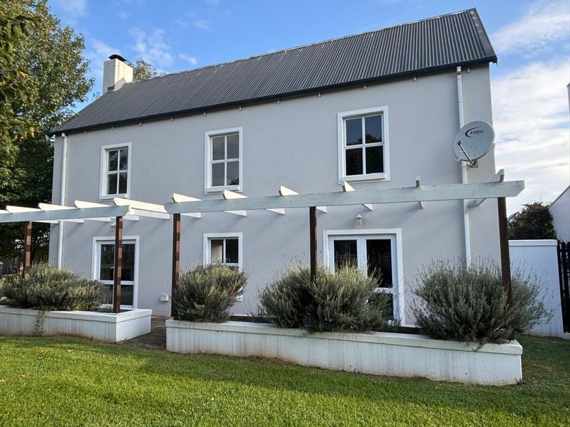 3 Bedroom Home For Sale in Garlington Estate in Hilton for R5 450 000. - Photo 3