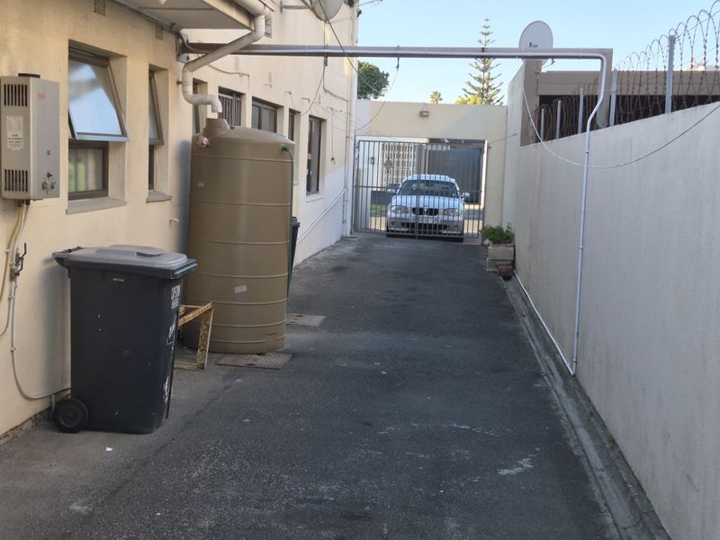 Separate entrance for 1 person - Photo 3