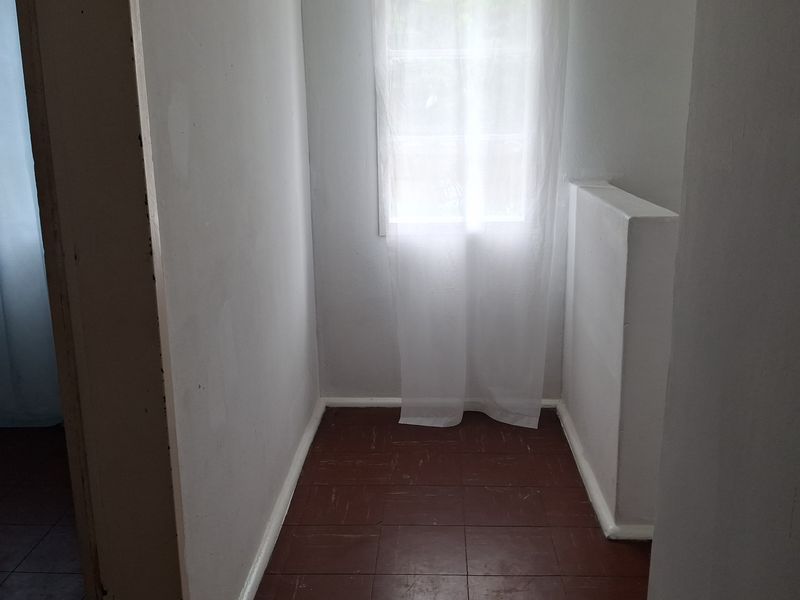 3 Bedroom House for Sale - Photo 8