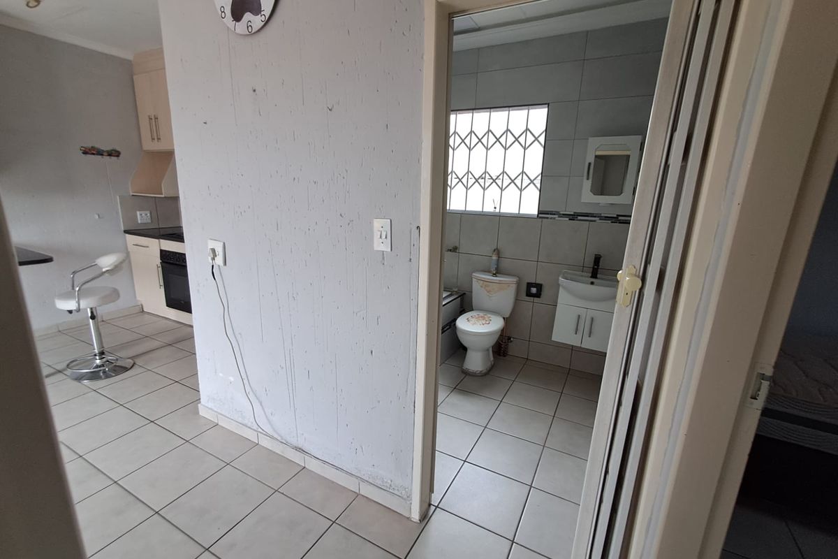 Ideally for The Beginner or Newly Weds @ R6,250 - Photo 4