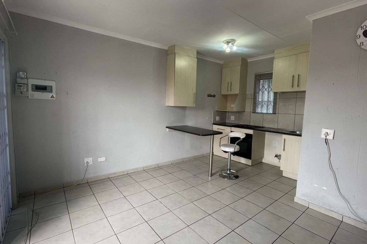 Ideally for The Beginner or Newly Weds @ R6,250 - Photo 3
