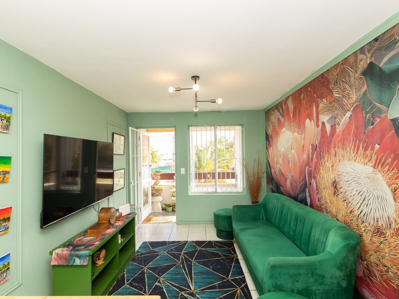 Renovated Gem - Photo 5