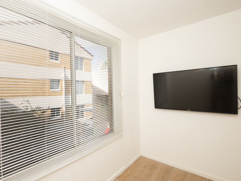 Renovated Gem - Photo 8