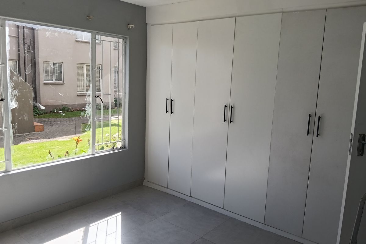 Renovated Home For Individual or Small Family In Great Location - Photo 5
