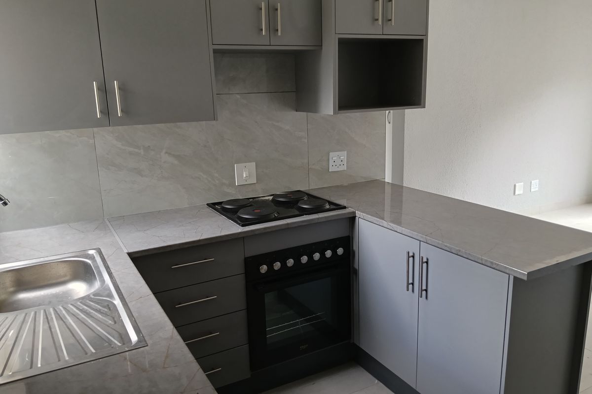 Renovated Home For Individual or Small Family In Great Location - Photo 2