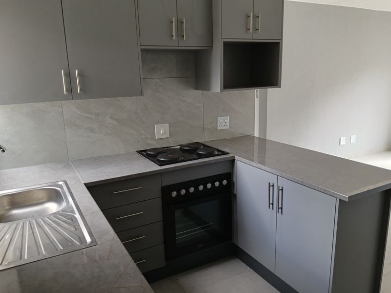 Renovated Home For Individual or Small Family In Great Location - Photo 2