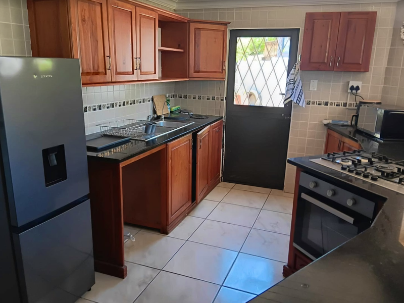 Wake Up to Ocean Views! Stunning fully furnished 4 Bedroom Home in Dana Bay to rent - Photo 7