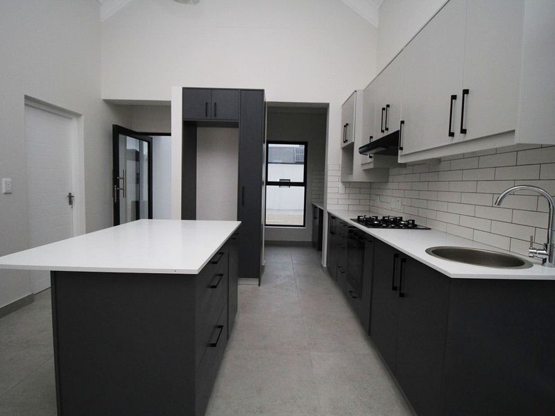 A brand new home in Spartikus Lifestyle Estate Langebaan - Photo 5