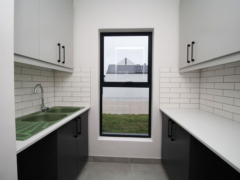 A brand new home in Spartikus Lifestyle Estate Langebaan - Photo 7