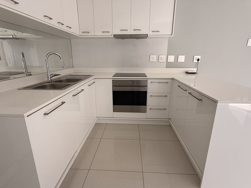 Stylish City Pad in Park Central - Photo 2