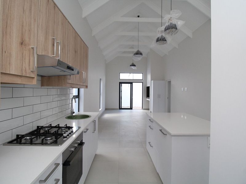 A brand new 2 bedroom home in Spartikus Lifestyle Estate Langebaan - Photo 6