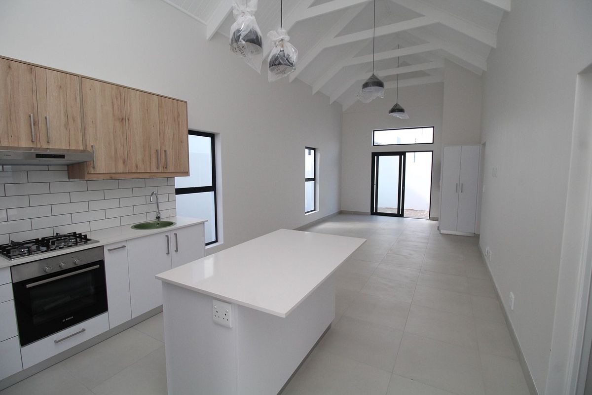 A brand new 2 bedroom home in Spartikus Lifestyle Estate Langebaan - Photo 4