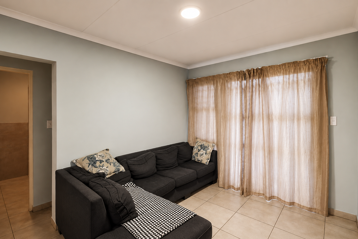 Charming 2 Bedroom Apartment - Photo 3