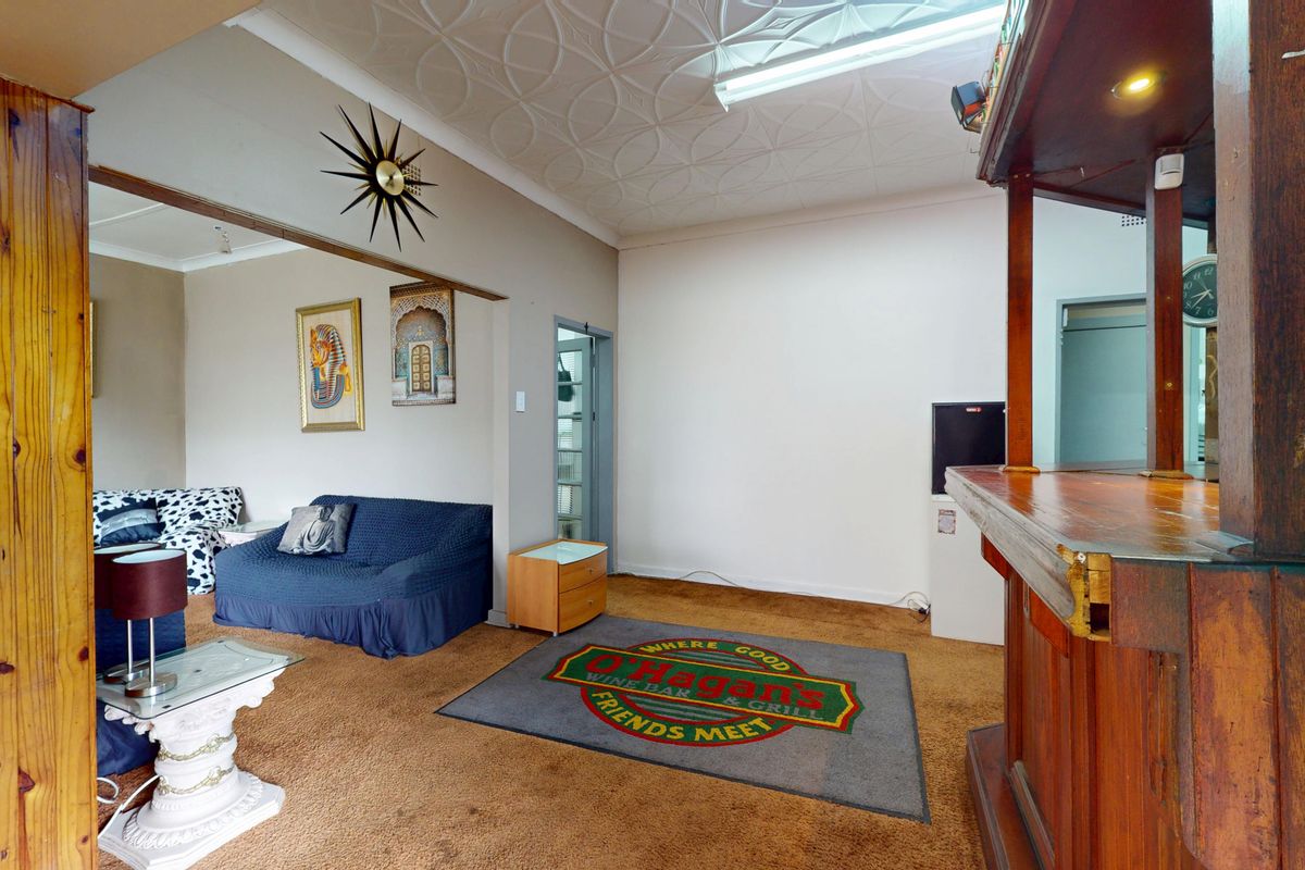 3 Bedroom Home with Borehole Potential and Ample Parking For Sale in Gerdview - Photo 4