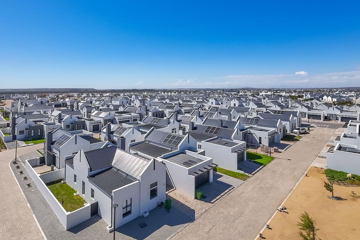 Brand new 2 bedroom home in Spartikus Lifestyle Estate Langebaan - Photo 5