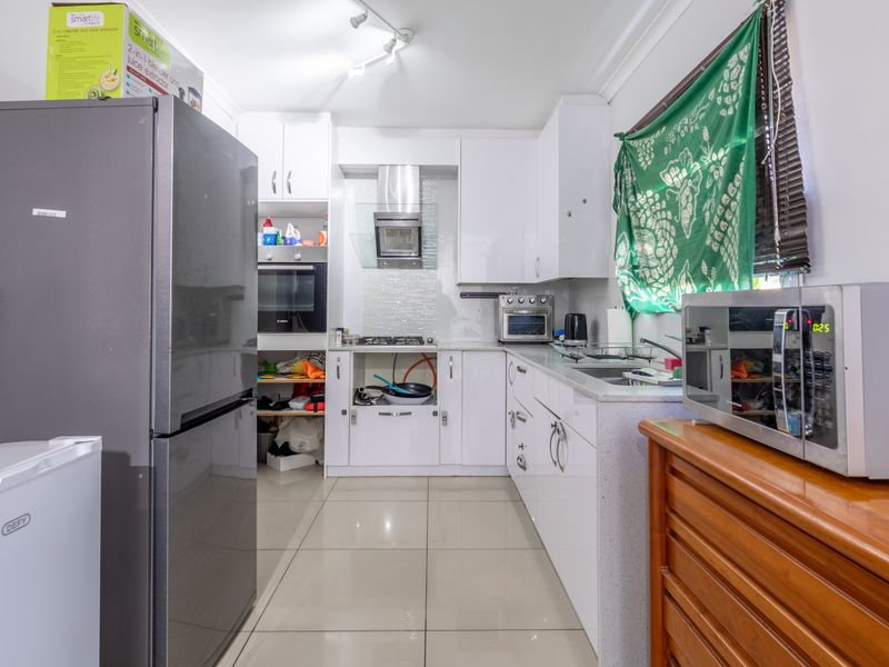 Villa Bella complex townhouse, 3beds, 2 baths, single garage in a secure complex in Parklands! - Photo 6