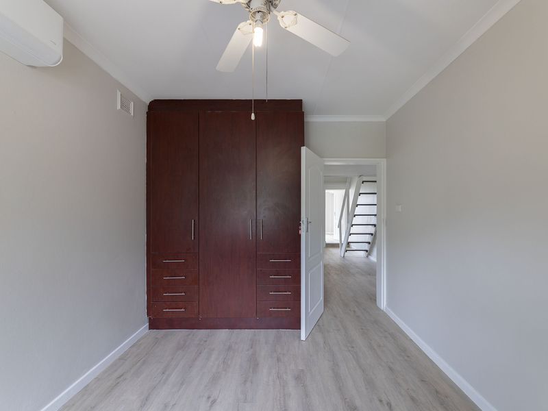 Newly Renovated - 4 Bedroom Corner unit at The Cove - Photo 6