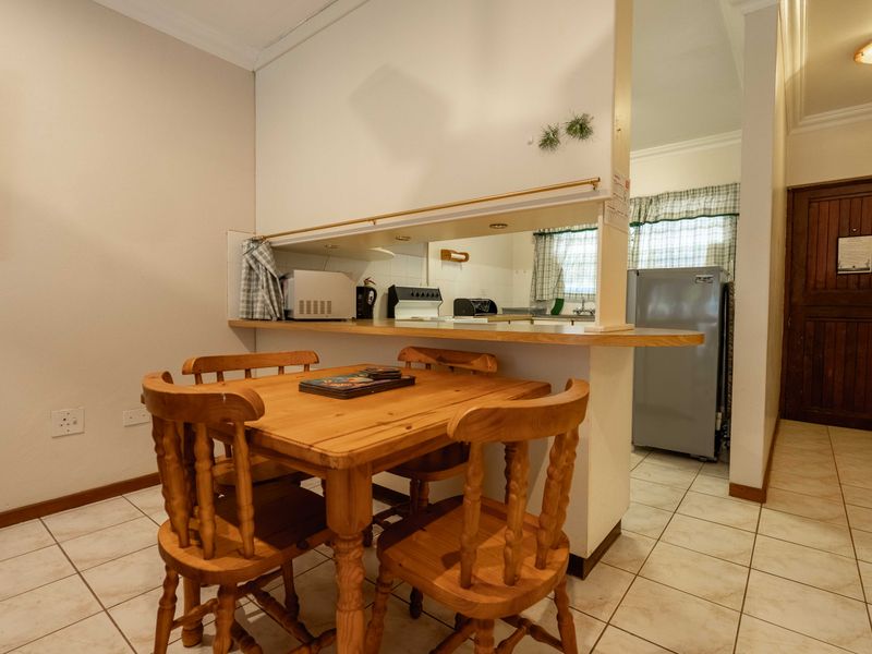 2-bedroom Apartment On Auction in Scottburgh Central - Photo 7