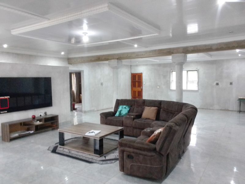 3 bedroom  house for sale - Photo 9